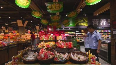 端午节期间  崇阳各大市场供应充足物价平稳