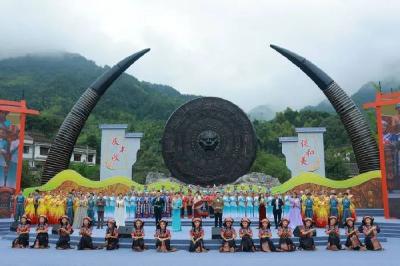 太火爆！“崇阳风味”俏销丰收节咸宁主会场