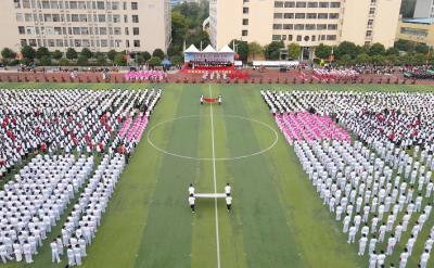 逐梦青春 强国有我｜崇阳县第十六届中学生田径运动会开幕