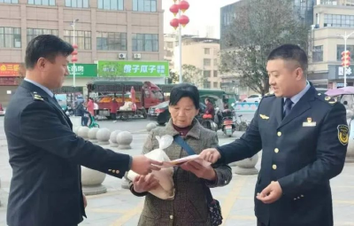 崇阳县市场监管局开展“安全用药月”科普宣传活动