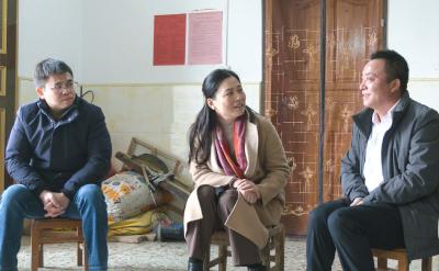 【新春走基层】省档案馆：寒冬送温暖 情暖群众心 