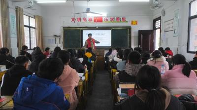 崇阳县高枧乡：护苗开学季 “扫黄打非”在行动