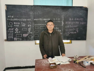 全国政协委员郑军走上“委员通道”  讲述崇阳乡村教师王值军的感人故事
