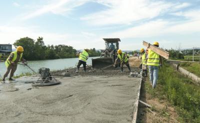 【乡村振兴“加速跑”】崇阳：“建管养运”并重   建成“安居”乐业康庄大道