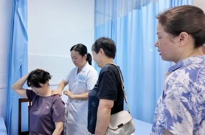 三伏天  崇阳县中医院“三伏贴”开贴