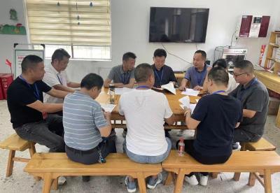 崇阳县天城镇人大视察水毁工程恢复重建工作