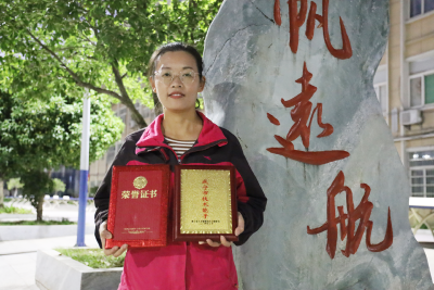 巾帼不让须眉 | 崇阳职校女教师陈静在全市劳动竞赛中获奖