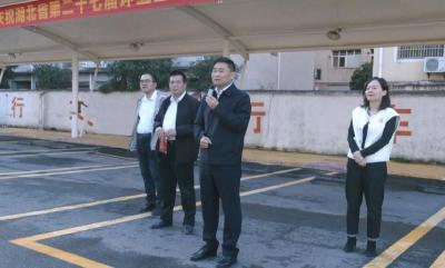 致敬“城市美容师” 让城市更美丽