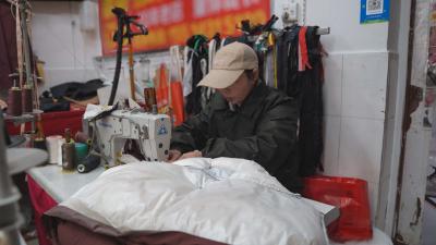 崇阳：真香！旧羽绒服爆改翻新受热捧