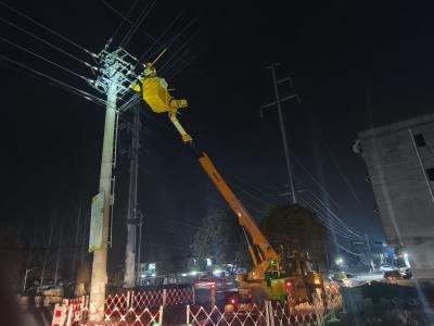 国网崇阳县供电公司：争分夺秒  守护万家灯火