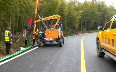 【新春走基层】焕然一“新”  崇阳农村公路再“升级”