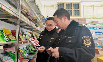 崇阳：农资储备“粮草足”  护航春耕保丰收