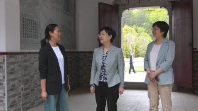 省妇联党组书记、主席肖红梅来崇调研基层妇联工作