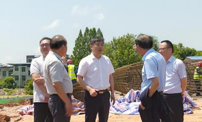 徐望调研白泉大桥建设时强调：科学调度施工  打造满意工程