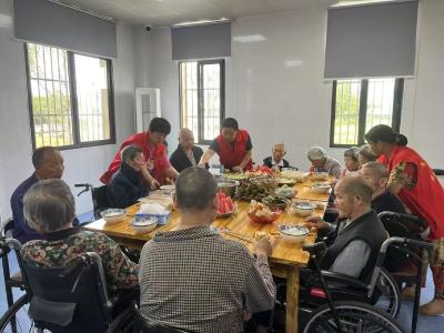 青山镇卫生院：端午志愿行   温情暖人心