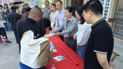 崇阳县审计局：民法典进乡村   让法律“走”进群众心里
