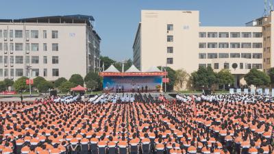 咸宁崇阳：筑牢青春“防毒墙”  3000余人共启“全民禁毒宣传月”
