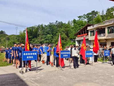 崇阳县白霓镇自然资源和规划所：织密基层经纬线   绘就乡村新画卷