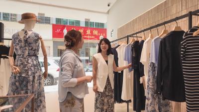 实体店“不行了”？看看她的“逆周期”创业经