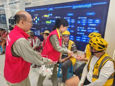 国网崇阳县供电公司：爱心驿站送清凉  心系户外劳动者