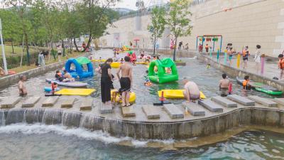 【那么美 这么忙 周末来崇阳】这片水上欢乐绿洲，让你畅爽一“夏”！