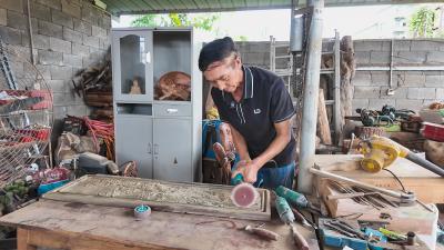 一凿一刻14年，他用700余件木雕诠释“匠人精神”