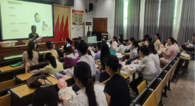 崇阳职校举办暑期育婴员培训班 