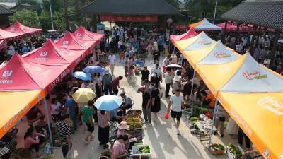 小集市绣出民生图景——东宝区“八角赶大集”促城乡融合纪实