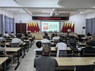 崇阳县天城镇：无职党员集中“充电”  激活基层治理新动能