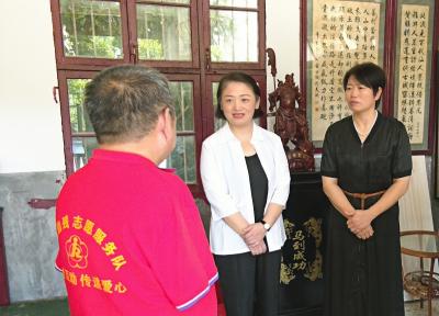 省委社会工作部调研组来崇调研党建引领“社工＋志愿服务”、志愿服务助力基层社会治理等工作