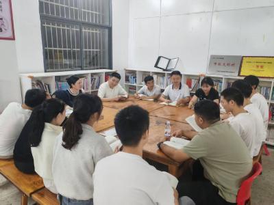 崇阳县青山镇：文明实践育新风  以书为媒话发展