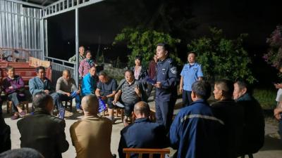 崇阳县石城镇：反诈夜话进村湾