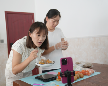 崇阳县白霓村：手工月饼香飘中秋 