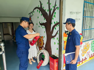 崇阳县路口镇：护航开学季  校园安全检查进行时