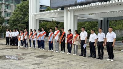 新学期新风貌  你的样子就是崇阳一中的样子