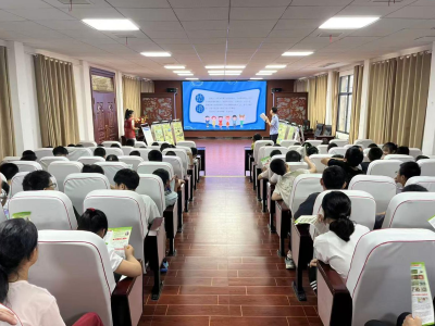 崇阳县白霓镇：禁毒宣传进校园 守护青春 “无毒” 成长