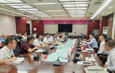 【聚焦重点项目建设】崇阳按下新能源汽车下乡项目落地“快进键”