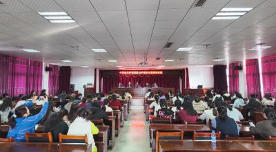 崇阳县中医院举行中西结合护理质量与护理安全管理培训班