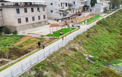 滨河公园健身设施投用！崇阳沙坪居民开启“健康河畔生活”