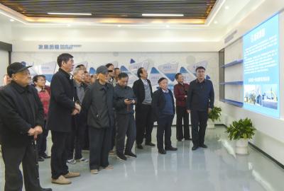 今又重阳  崇阳县老干部喜看家乡焕新颜