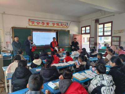 崇阳县高枧乡：护航青春  筑牢禁毒防线