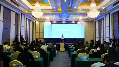 12个项目同台竞技  2025年湖北咸宁第八届“南鄂杯”高创赛现代农业与食品饮料赛道复赛在崇阳县举行  