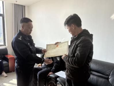 崇阳：“一窗通办”破解审批难题    5家民宿高效“持证上岗”