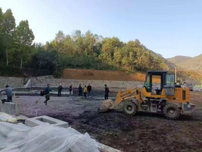 幕阜山下的“聚力广场”：崇阳县中山村的产业兴与文明风