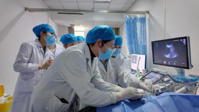 崇阳县人民医院成功开展3例超声引导下肝肾囊肿穿刺硬化治疗术
