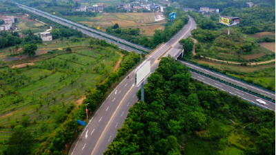 路网“末梢”焕新   崇阳农村公路激活县域产业“大动脉”