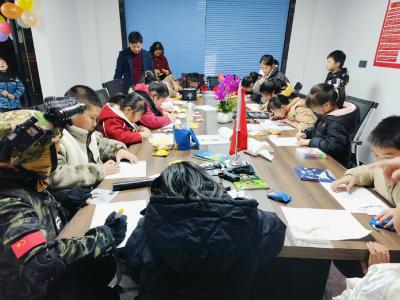 周末去哪儿？崇阳社区“宝藏空间”让孩子快乐成长