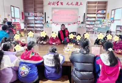 崇阳“爱心妈妈”点亮留守困境儿童新年愿望 