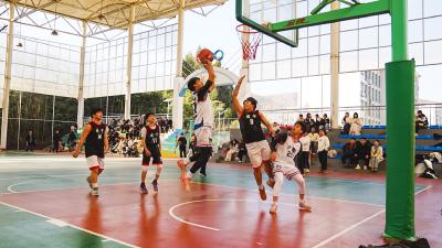 首届崇阳县中小学生三人制篮球赛圆满收官