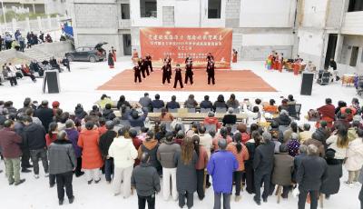 崇阳县沙坪镇：党建赋能添活力  银龄汇演贺新年
